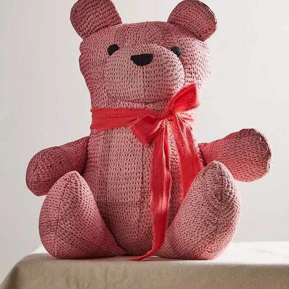 Free People Vintage Kantha Quilt Bear - Picture 2 of 3